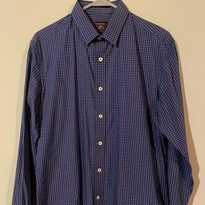 UNTUCKit navy long-sleeve dress shirt with white triangle microprint